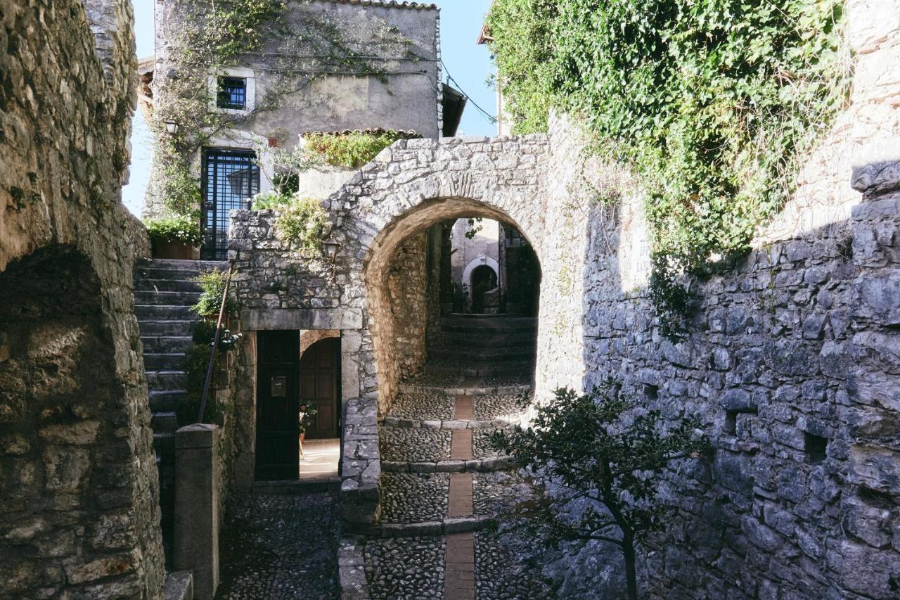 Albergo Diffuso Crispolti Labro Extérieur photo