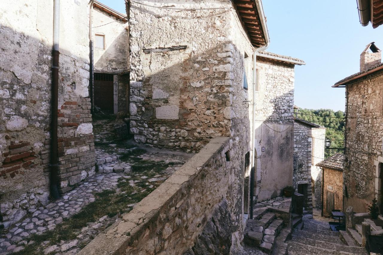 Albergo Diffuso Crispolti Labro Extérieur photo