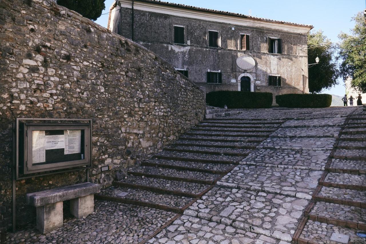 Albergo Diffuso Crispolti Labro Extérieur photo