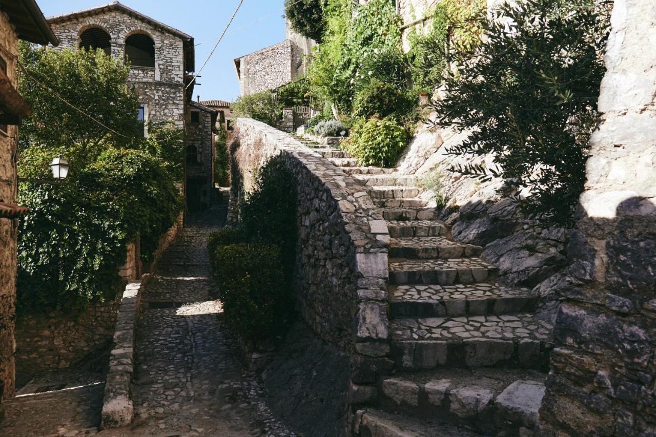 Albergo Diffuso Crispolti Labro Extérieur photo