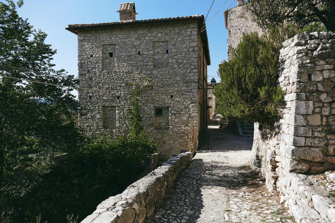 Albergo Diffuso Crispolti Labro Extérieur photo