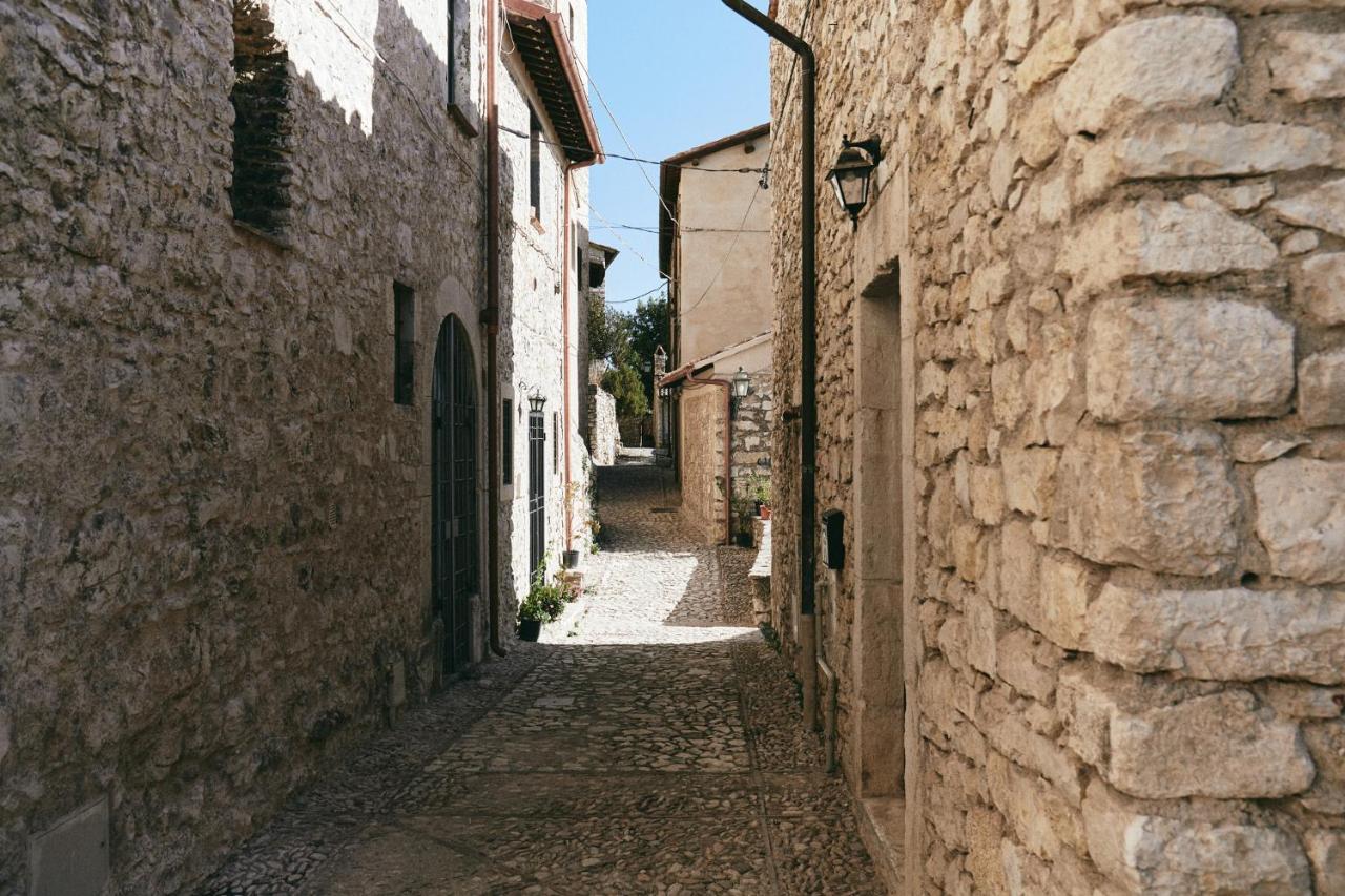 Albergo Diffuso Crispolti Labro Extérieur photo